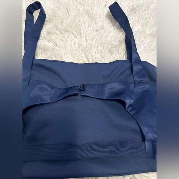 Fashion Nova new with tags satin crop top - Picture 3 of 5